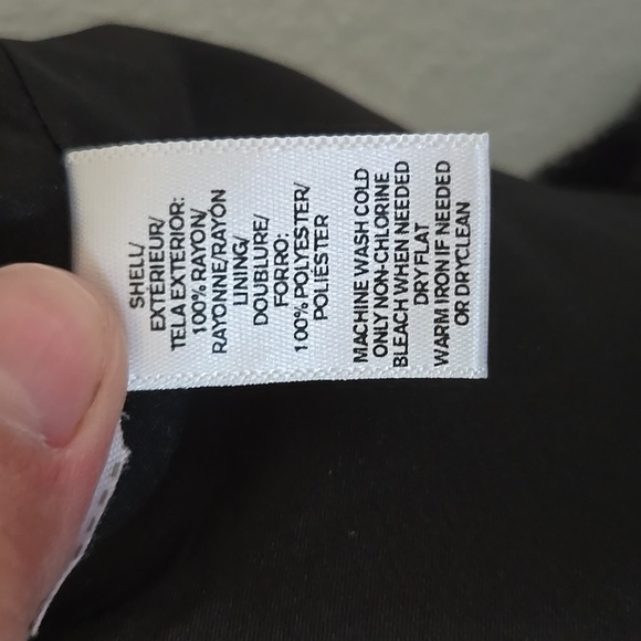 Loft Navy Floral Ruffle Skirt Size 6 - Picture 7 of 7